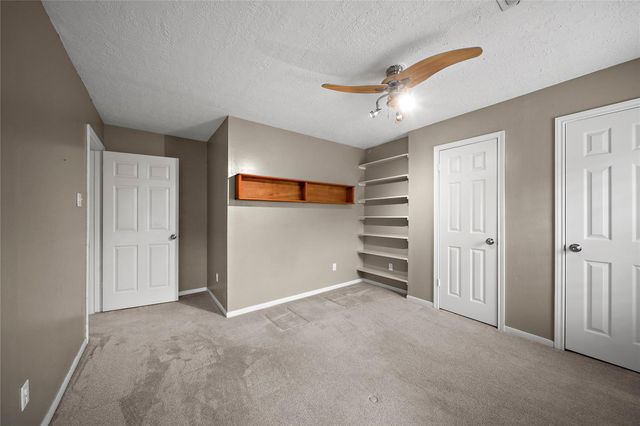 2402 Great Oaks Drive, Missouri City, TX 77459