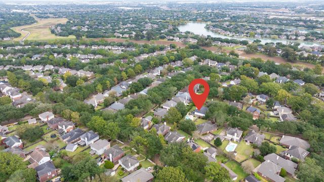 2402 Great Oaks Drive, Missouri City, TX 77459