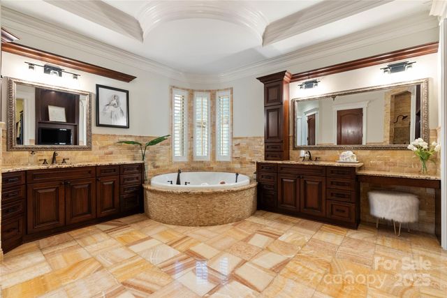 325 Ivy Arbor Circle, Rock Hill, SC 29732