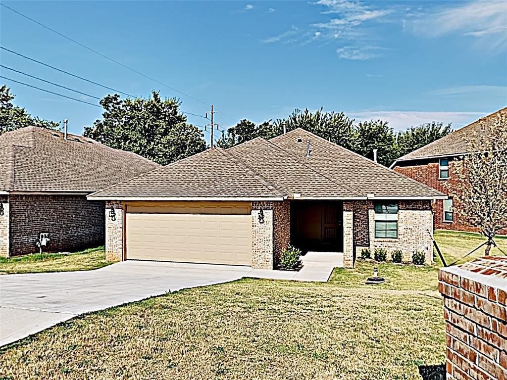 1045 Creekside Drive, Choctaw, OK 73020