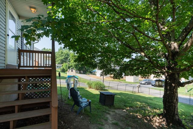 1404 PEACH ST, Waynesboro, VA 22980