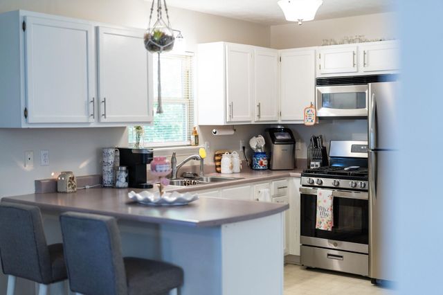 1404 PEACH ST, Waynesboro, VA 22980