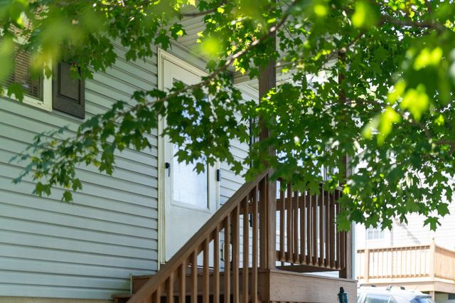 1404 PEACH ST, Waynesboro, VA 22980