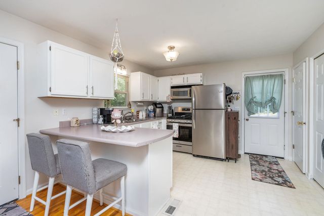 1404 PEACH ST, Waynesboro, VA 22980