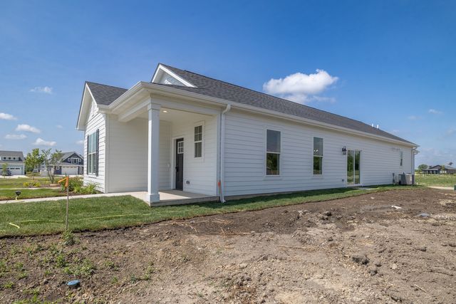 12 Redbud Row, Ottawa, IL 61350