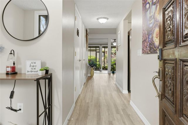 654 LAKE VILLAS DRIVE 654, Altamonte Springs, FL 32701