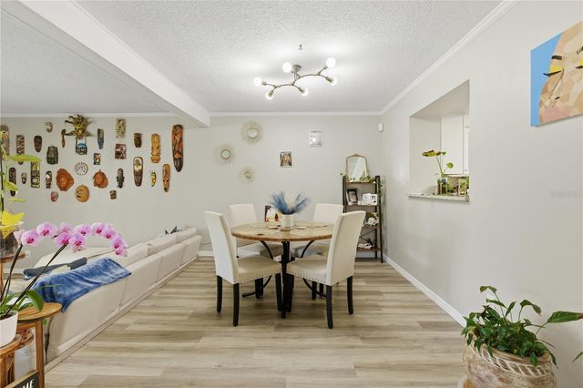 654 LAKE VILLAS DRIVE 654, Altamonte Springs, FL 32701