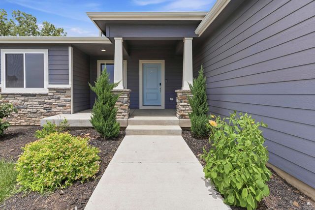 718 Fossilridge Circle, Manhattan, KS 66503