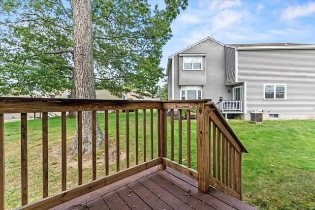 27 Country Hill Road, Nashua, NH 03063