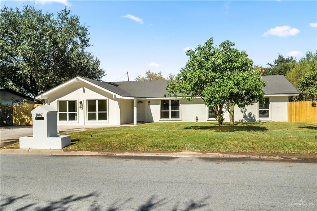 1007 E Bagwell Street, Pharr, TX 78577