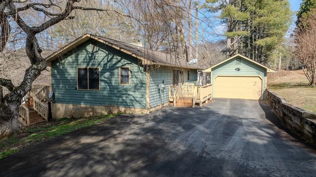 41 Little Brook Terrace, Hayesville, NC 28904