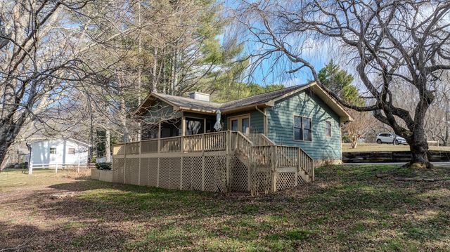 41 Little Brook Terrace, Hayesville, NC 28904