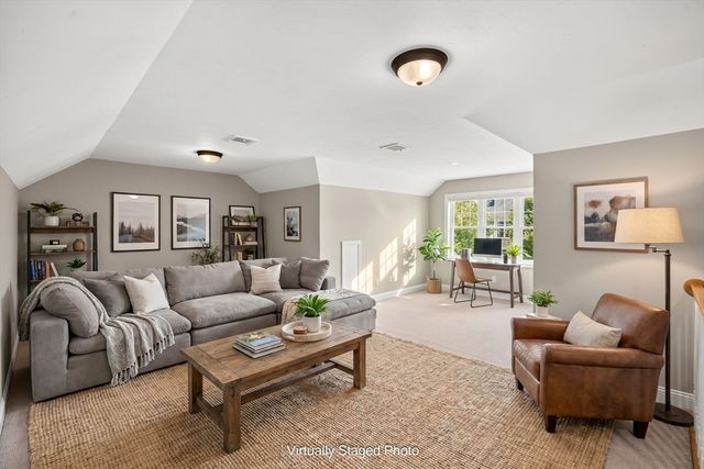 26 Boatwrights Loop, Plymouth, MA 02360