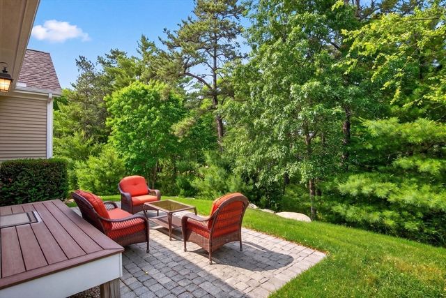 26 Boatwrights Loop, Plymouth, MA 02360