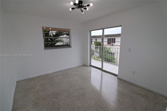 951 SW 7th St 5, Miami, FL 33130