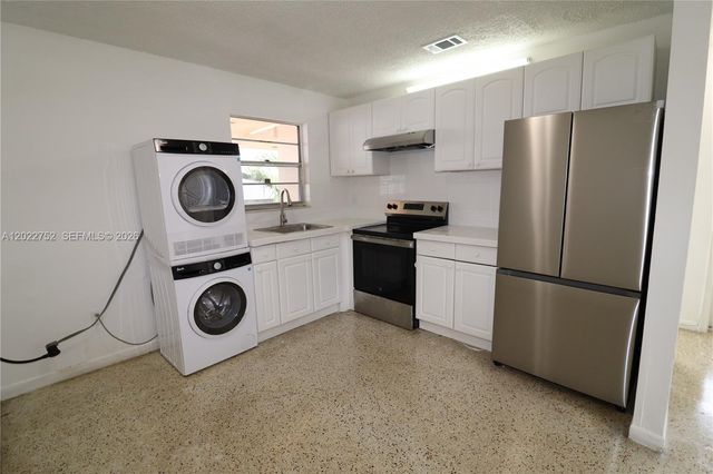 951 SW 7th St 5, Miami, FL 33130