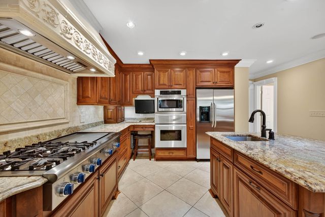 10 Hardwood Court, Aiken, SC 29803