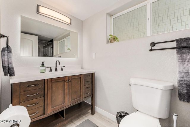 146 S ROBSON --, Mesa, AZ 85210