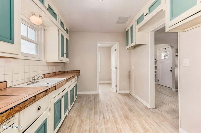 146 S ROBSON --, Mesa, AZ 85210