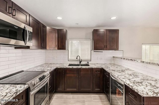 146 S ROBSON --, Mesa, AZ 85210