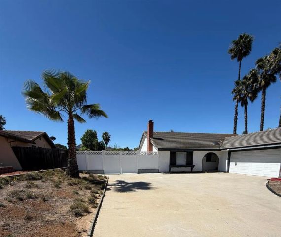 23601 Barrego Way, Ramona, CA 92065