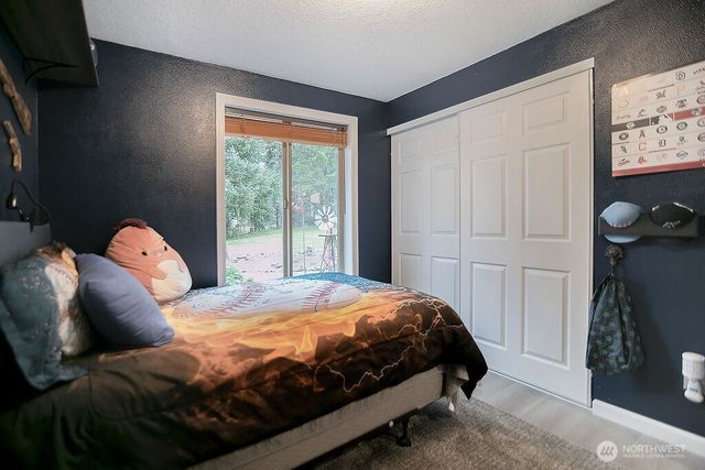 197 Stankey Road, Castle Rock, WA 98611
