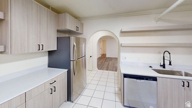 828 E 100 S, Salt Lake City, UT 84102