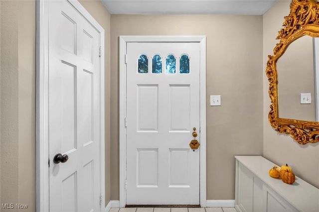 423 Foursome Avenue, Akron, OH 44313