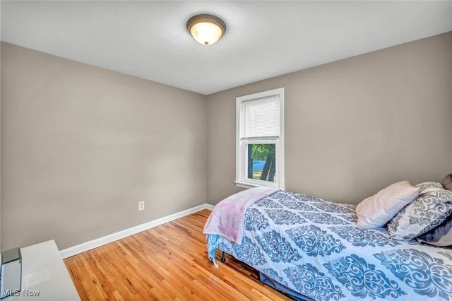 423 Foursome Avenue, Akron, OH 44313