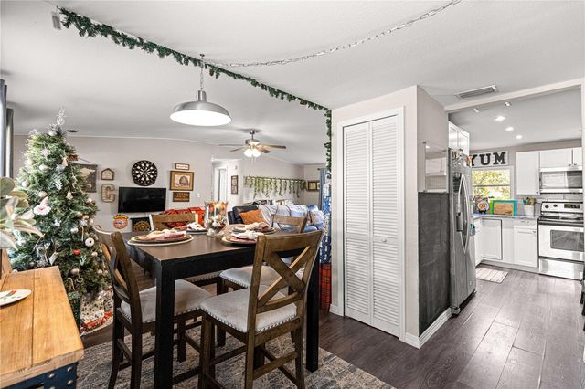 11820 SE 92ND TERRACE, Belleview, FL 34420