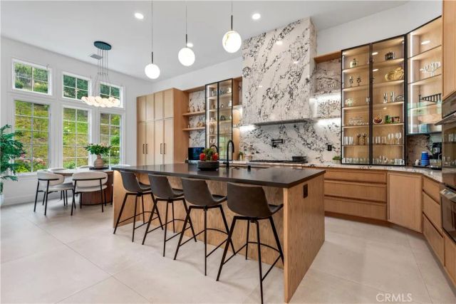 25410 PRADO DE LAS BELLOTAS, Calabasas, CA 91302