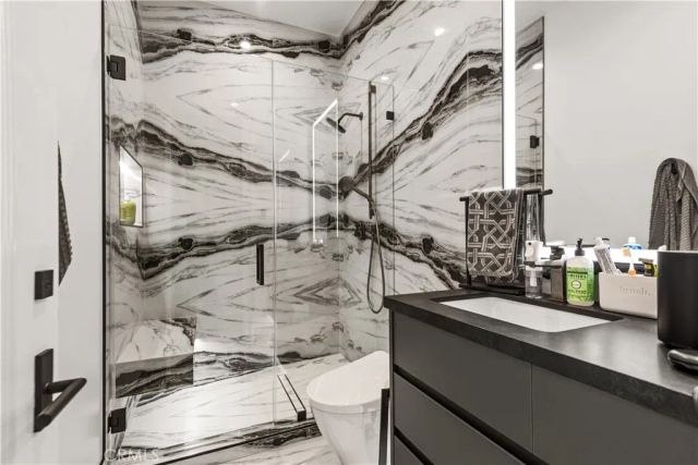 25410 PRADO DE LAS BELLOTAS, Calabasas, CA 91302