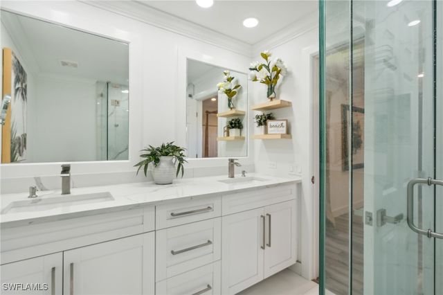 406 Glades BLVD N-6, Naples, FL 34112