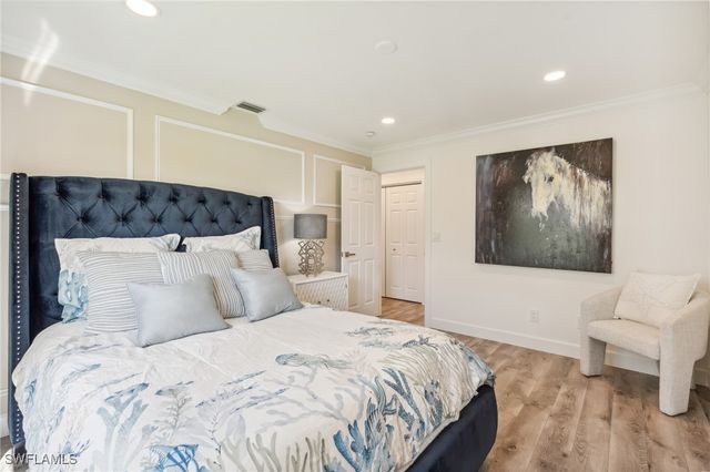 406 Glades BLVD N-6, Naples, FL 34112