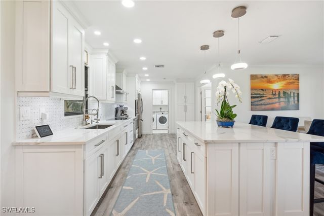 406 Glades BLVD N-6, Naples, FL 34112