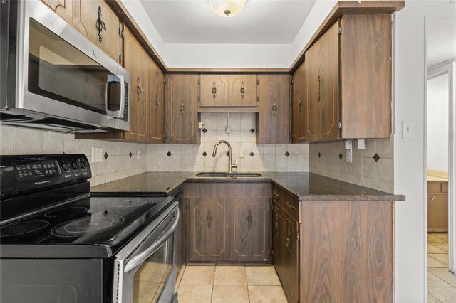 8238 Fondren Road 8238, Houston, TX 77074