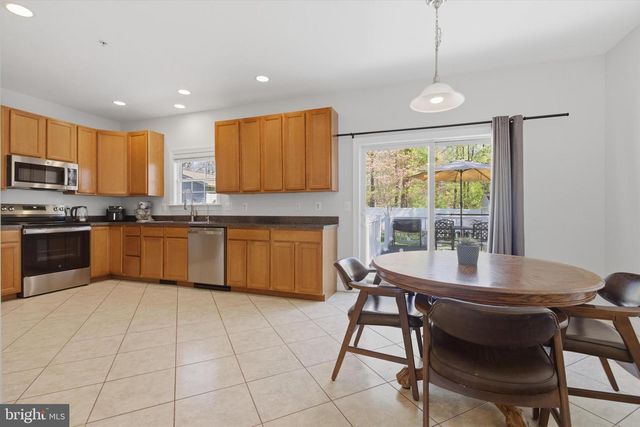 7717 COLONIAL BEACH RD, Pasadena, MD 21122