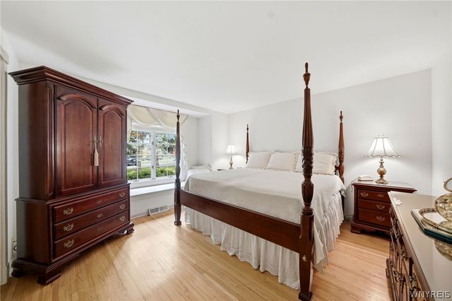 7305 Hickory Drive, Boston, NY 14075