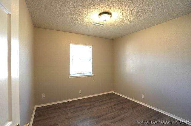 1808 W Gary Street, Broken Arrow, OK 74012