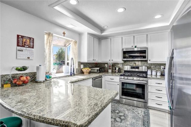 17102 Whispering Brook, Riverside, CA 92503