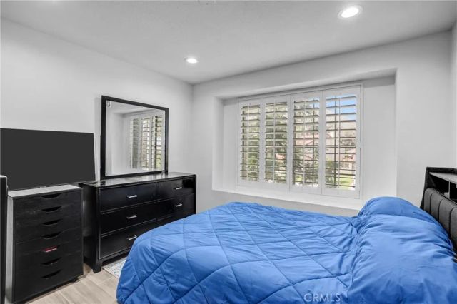 17102 Whispering Brook, Riverside, CA 92503