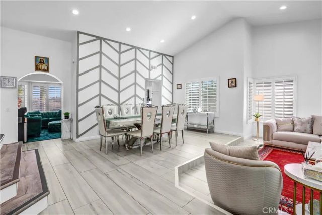17102 Whispering Brook, Riverside, CA 92503