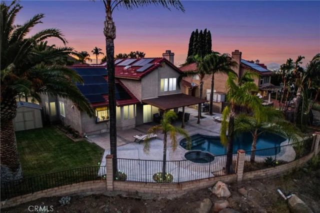 17102 Whispering Brook, Riverside, CA 92503
