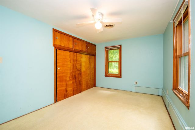801 OAKWOOD Road, East Peoria, IL 61611
