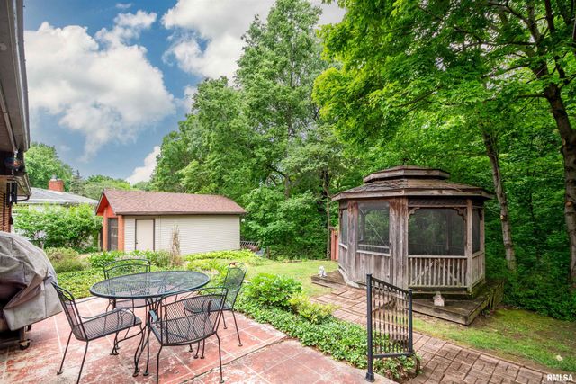 801 OAKWOOD Road, East Peoria, IL 61611