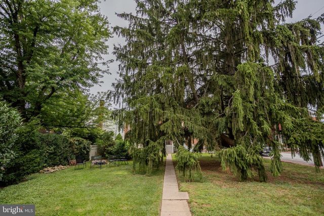 118 E MAIN ST, Fairfield, PA 17320