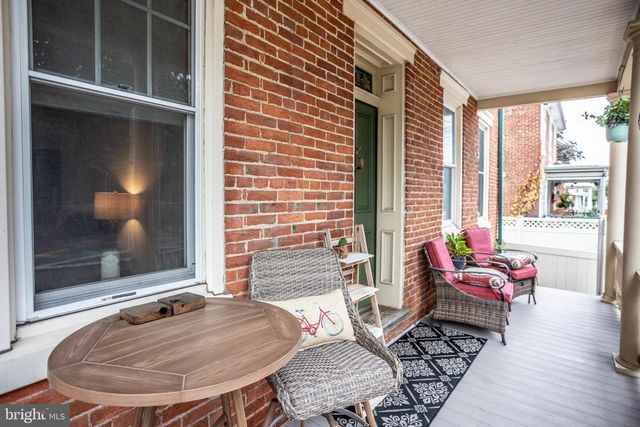 118 E MAIN ST, Fairfield, PA 17320