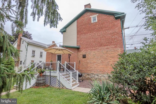 118 E MAIN ST, Fairfield, PA 17320