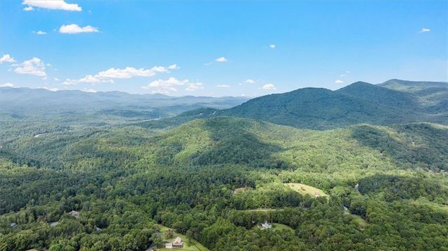 1083 Mountain Oak Road, Ellijay, GA 30536