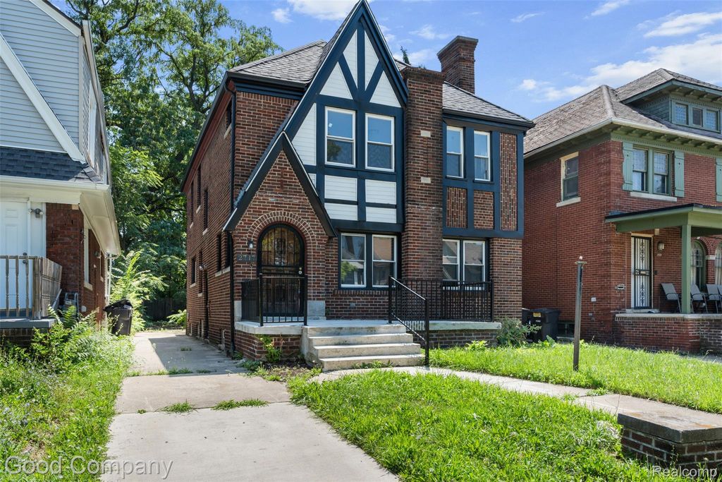 2717 burlingame, Detroit, MI 48206